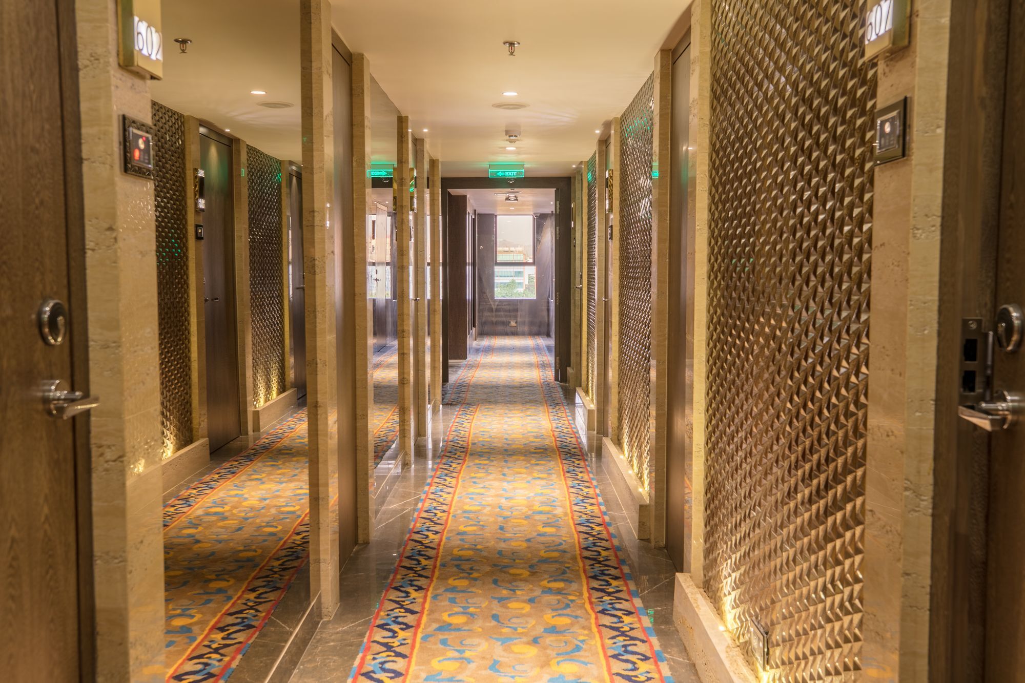 Hotel Peninsula Redpine Bombaim Exterior foto